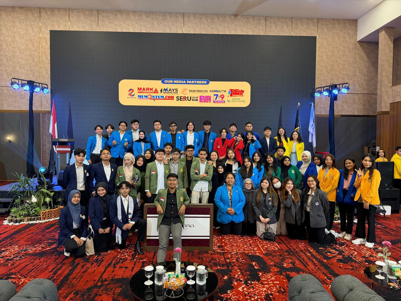 Read more about the article Mahasiswa HI UNAS pada JSF PNMHII ke-37 di Malang: Mengangkat Isu HAM Pekerja Migran Indonesia